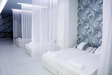 هتل Design Plus Seya Beach