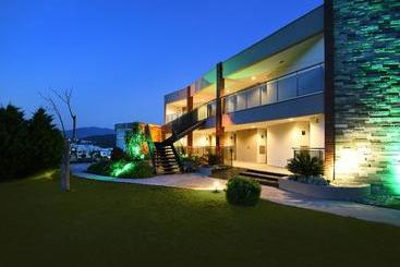 فندق Temenos Luxury  & Spa  Boutique Class