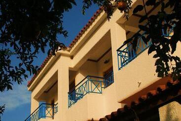 ホテル Votsalakia