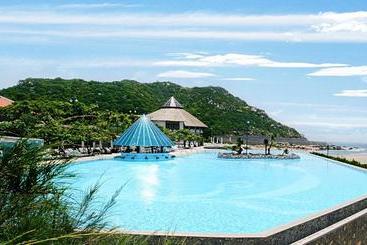 Long Hai Beach Resort
