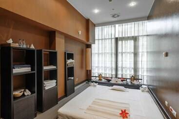 Rodina Grand Hotel And Spa