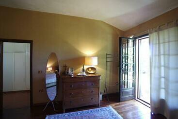 A Casa Di Angela B&b