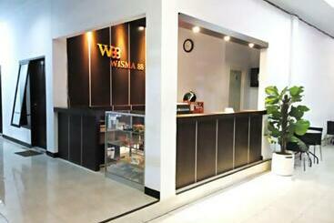فندق Wisma 88