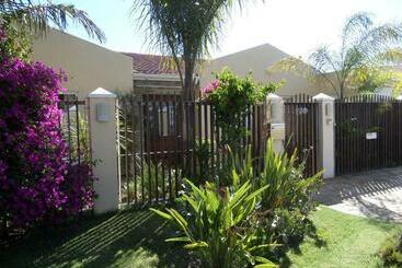 بنسيون Kasa Nama