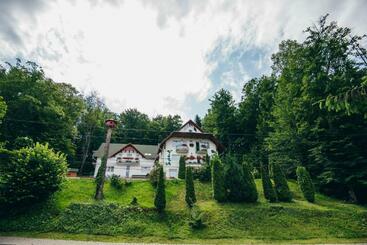 پانسیون Szandy