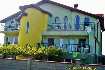 膳宿费 Villa Rozmarin