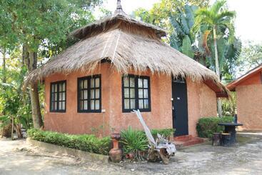 Ban Din Resort Chiang Rai