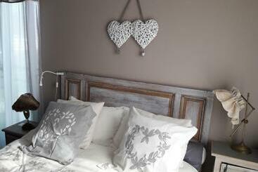 Pensió Romantic Room In Brussels Sky