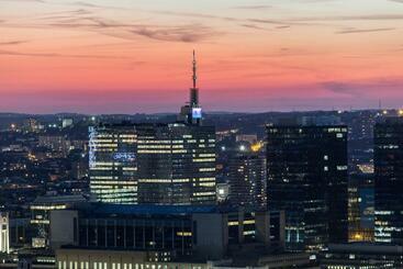 پانسیون Romantic Room In Brussels Sky