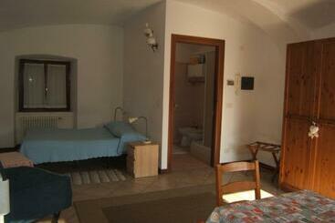 Bed & Breakfast Varionda