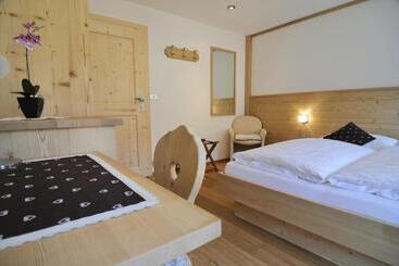 ホテル Sule Hof Agriturismo