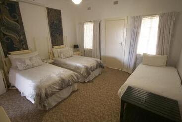 פנסיון The Overlook