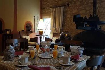 ベッドアンドブレックファースト La Demeure Du Pressoir