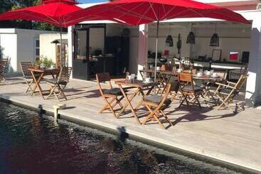 Bed and Breakfast Villa Le Sud