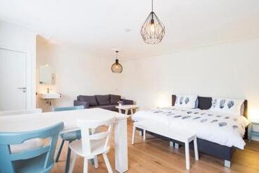 تختخواب و صبحانه Bij Jans