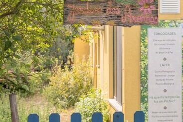 בית מלון כפרי Casa Das Palmeiras Pedagogic Farm