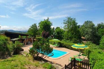 Отель Agriturismo Il Burlino Apartments