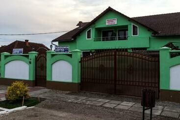 Pension Ladyna
