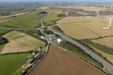 민박 Carland Cross