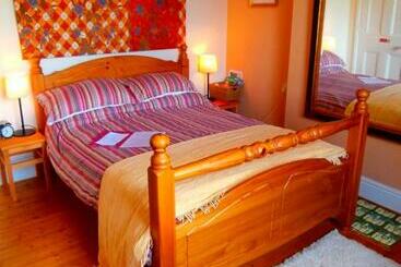 Пансион Cerdyn Villa