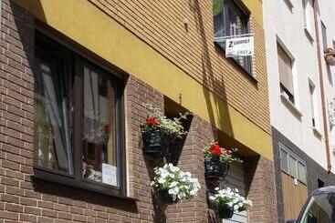 Пансион Gästehaus Am Römerbad