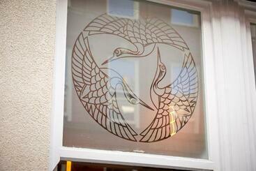 Three Cranes Serviced Apartments
