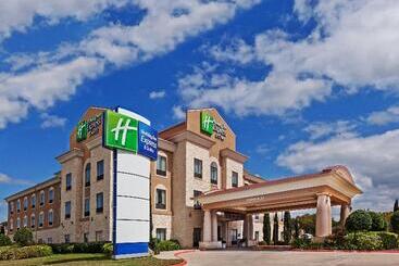 Holiday Inn Express Hotel & Suites Victoria By Ihg