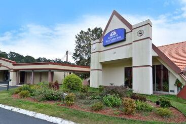 ホテル Americas Best Value Inn Smithfield