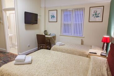 ホテル Gatwick Turret Guest House