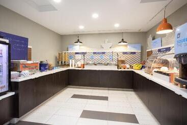 酒店 Holiday Inn Express Yreka Shasta Area, An Ihg