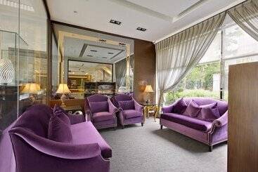 Taipei Garden Hotel   Ximending