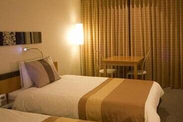 Hotel The Beach Tower Okinawa