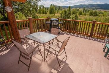 هتل Steamboat Mountain Lodge