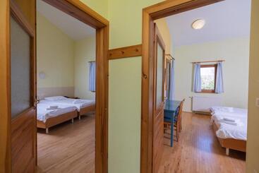 استراحتگاه Depandansa Bor