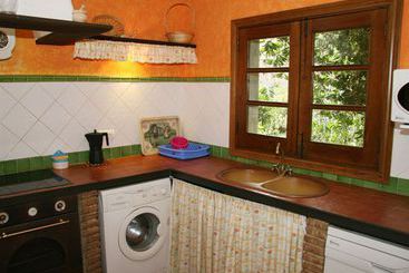 کلبه El Chorro Villas