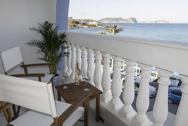 هتل Outsite Ibiza