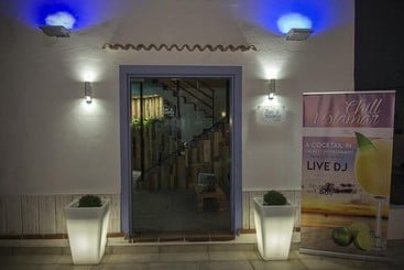 هتل Outsite Ibiza