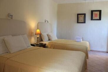 فندق Playa La Media Luna