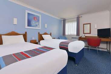 فندق Travelodge Tewkesbury
