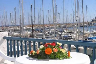 アパートホテル Marina Cap Monastir Appart