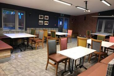 旅馆 Loch Ness Backpackers Lodge