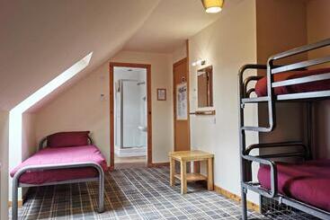 旅馆 Morag S Lodge