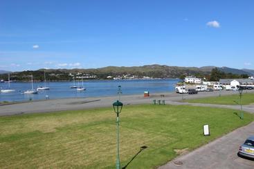 旅馆 Skye Backpackers