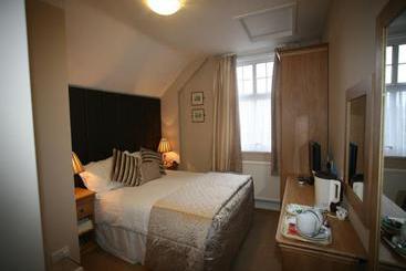 Bed and Breakfast Barrington House