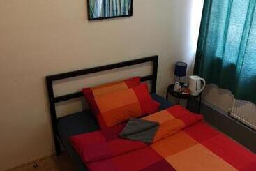 酒店 Birmingham Central Backpackers