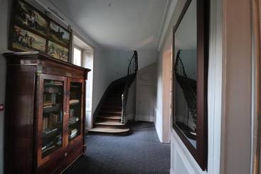 هتل Le Doyenne   De Charme  Hypercentre