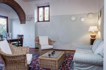 בית מלון כפרי Villa Acquaviva Wine Resort