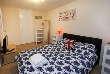 Жильё для туристов Victoria Centre Apartments In The Victoria Centre Shopping Centre Nottingham City Centre 24 Hour