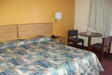 汽车旅馆  Skyland Inn   Bristol