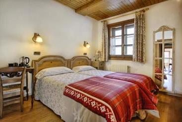 דירות לתיירים San Marsial Benasque Apartamentos Y